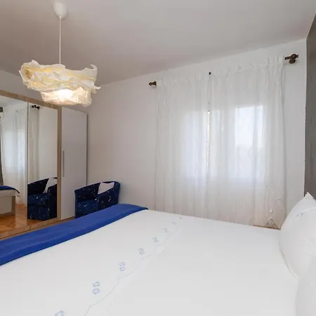Apartments Martic Supetar Exterior photo