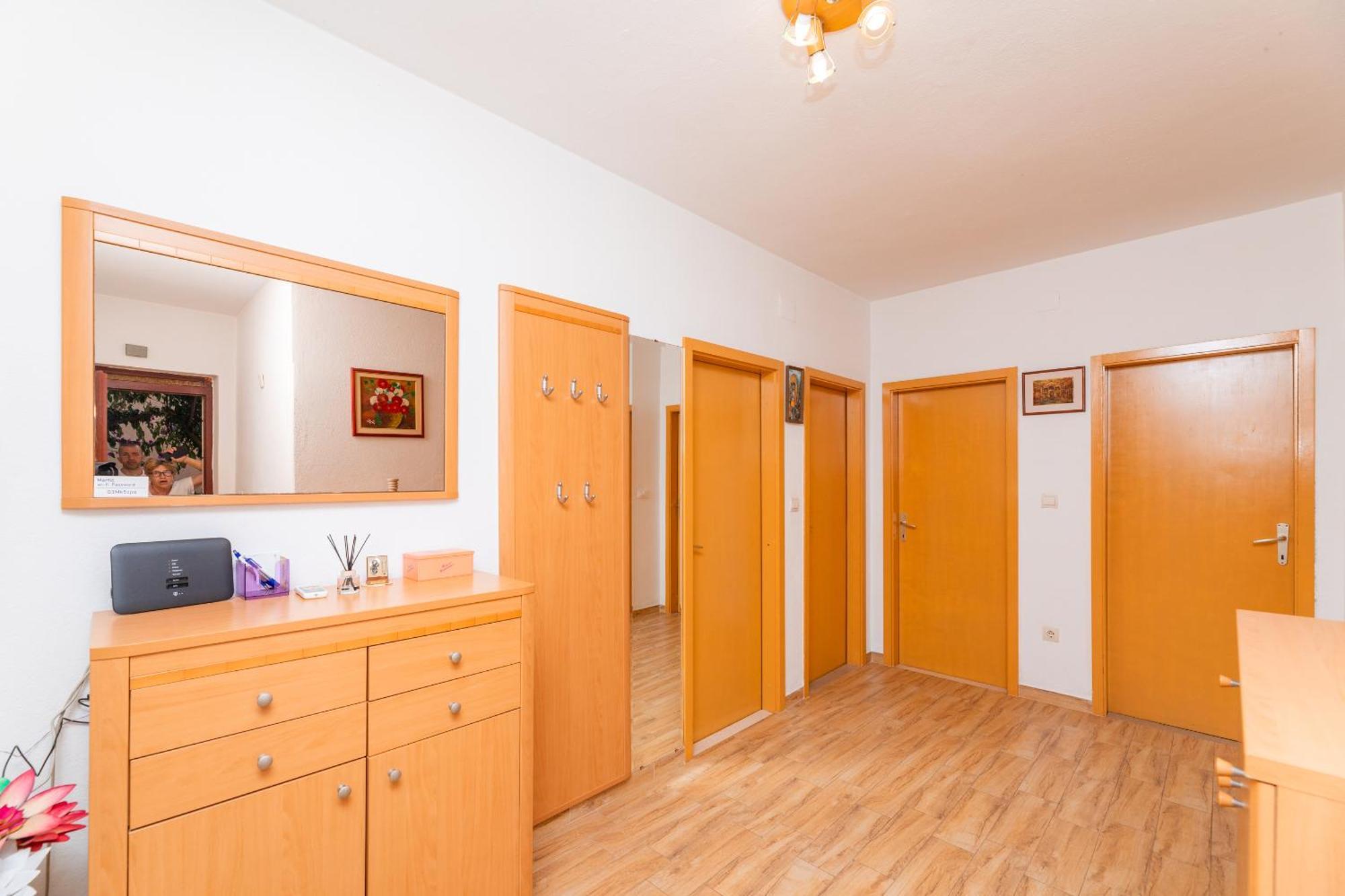 Martic Apartament *